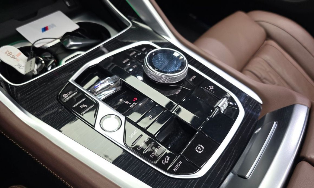 BMW X6 xDrive40i M Sport, 2024