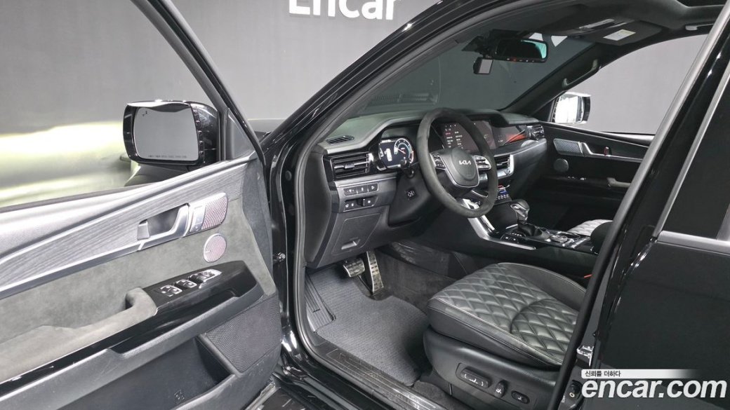 Kia Mohave Diesel 3.0 4WD 6-Seater, 2022