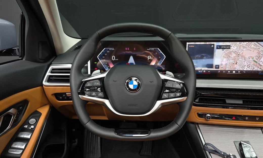 BMW 3-Series 320i, 2025