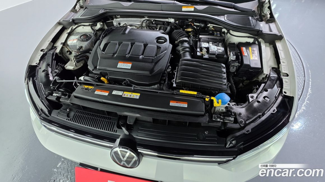 Volkswagen Golf 2.0 TDI Prestige, 2024