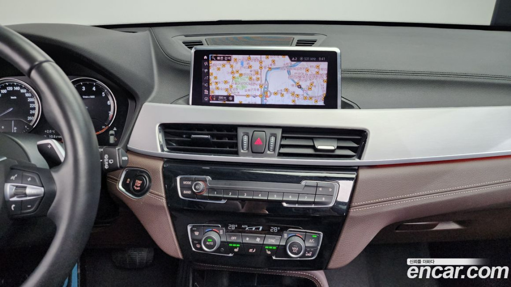 BMW X1 xDrive 20i M Sport, 2022