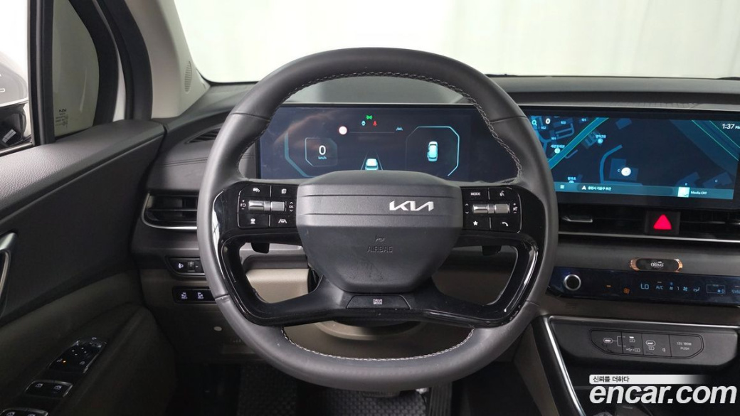 Kia Carnival 7-Seater Noblesse, 2025