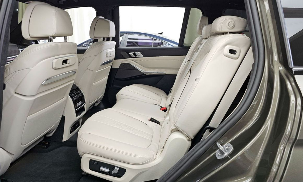 BMW X7 xDrive 40i M Sport 7STR, 2025
