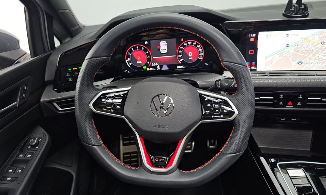 Volkswagen Golf 2.0 GTI, 2024