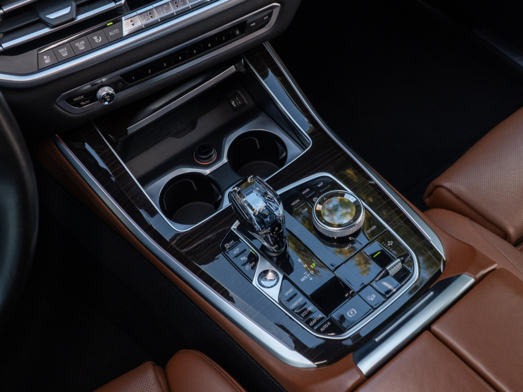 BMW X5 xDrive50i, 2019