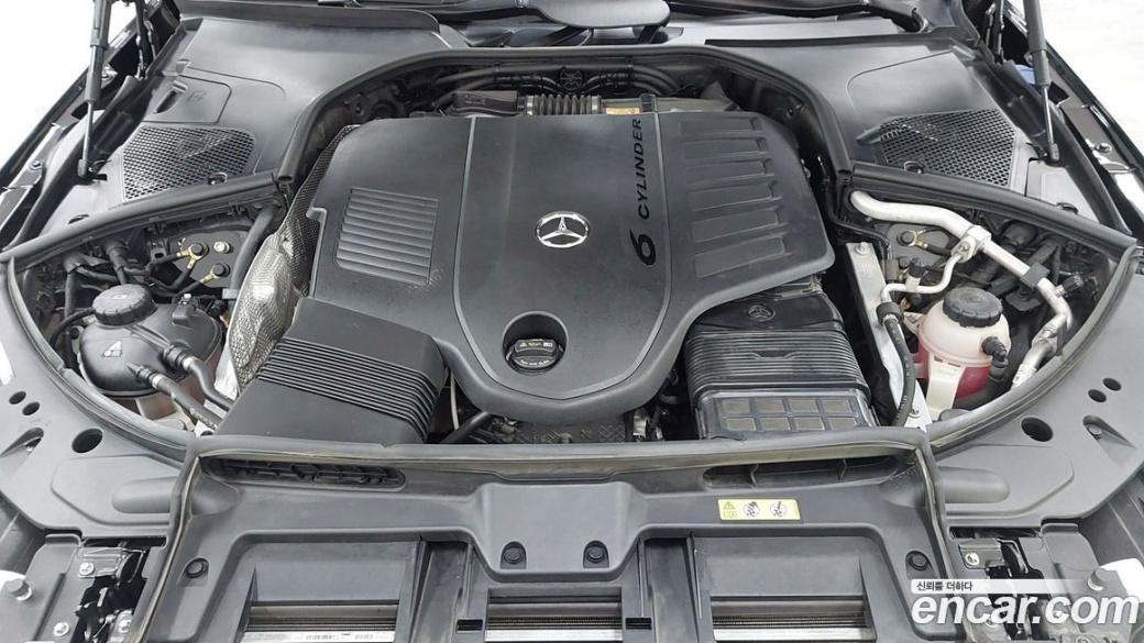 Mercedes-Benz S-Class S500 4MATIC, 2024