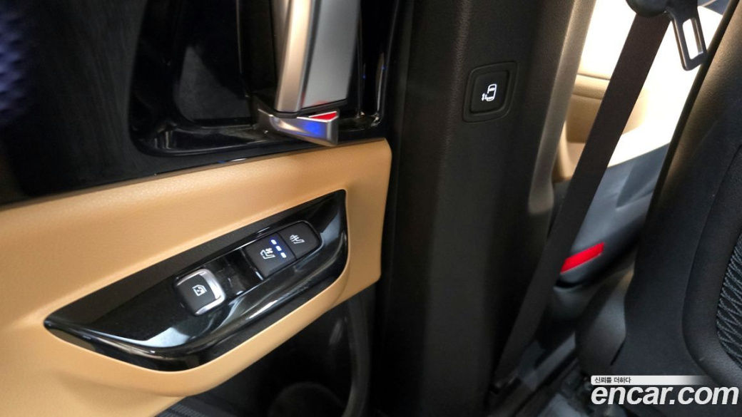 Kia Carnival 7-Seater Signature, 2023