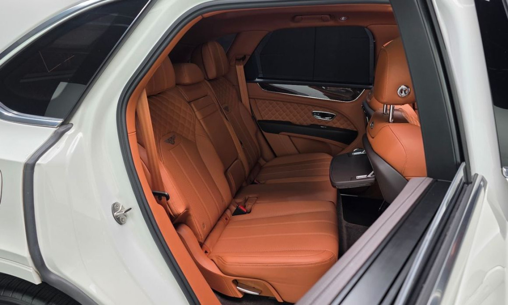 Bentley Bentayga 4.0 V8, 2022