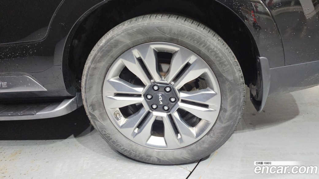 Kia Mohave Diesel 3.0 4WD 5-Seater, 2022