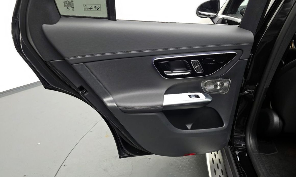 Mercedes-Benz GLC-Class GLC300 4MATIC AMG Line, 2024
