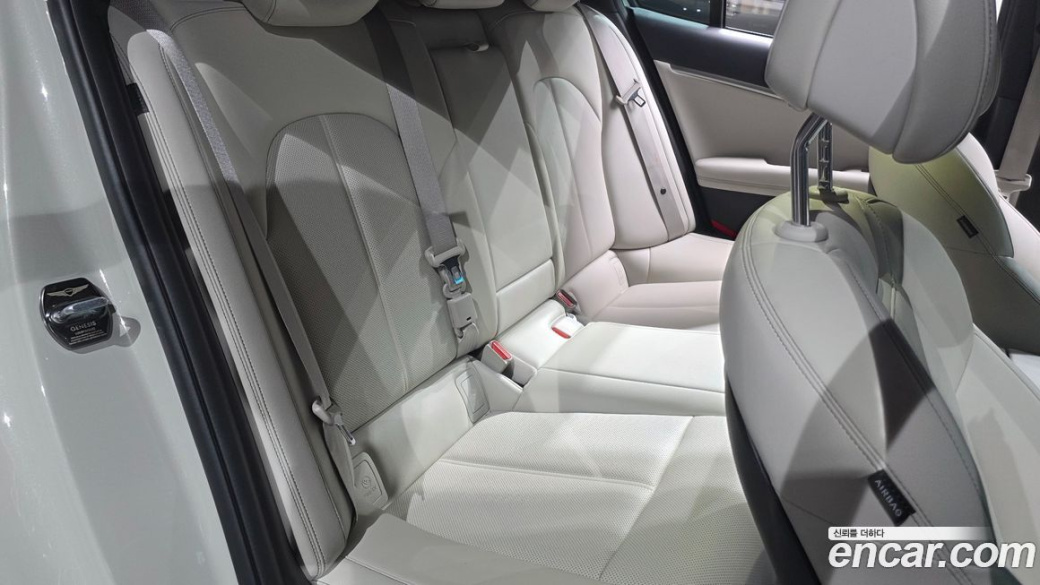 Genesis G70 Gasoline 2.5T 2WD, 2024