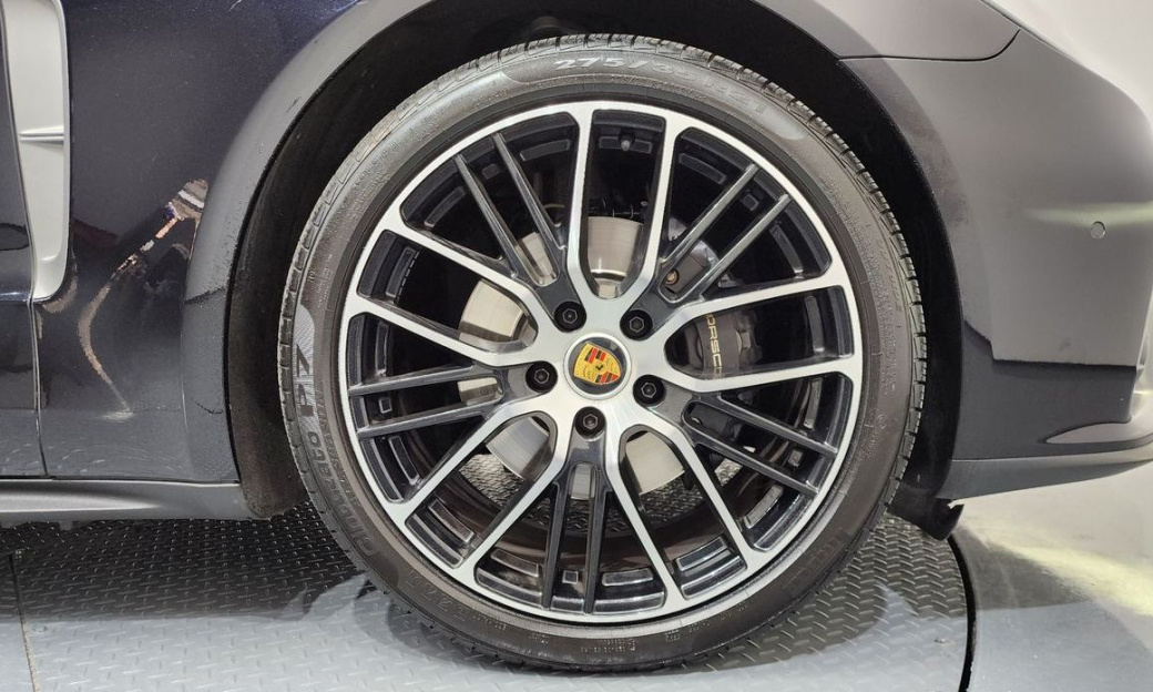 Porsche Panamera 2.9 AWD Platinum Edition, 2023