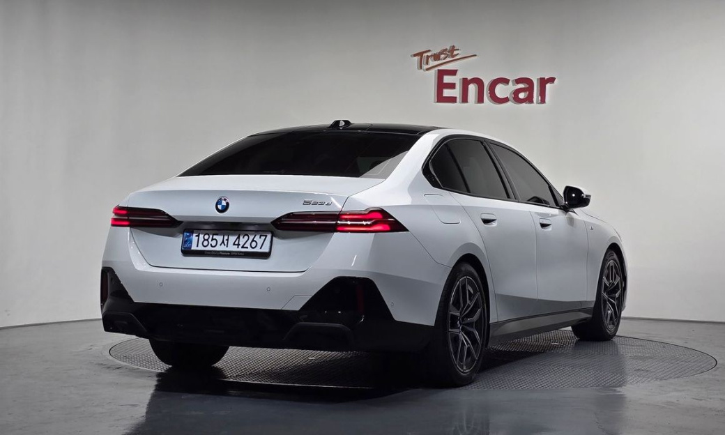 BMW 5-Series 523d M Sport, 2024