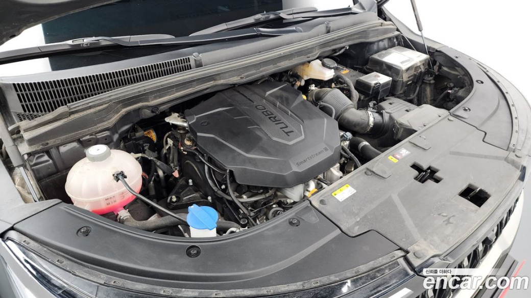 Kia Carnival 7-Seater Signature, 2024