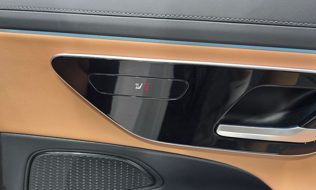 Mercedes-Benz E-Class E200 Avantgarde, 2024