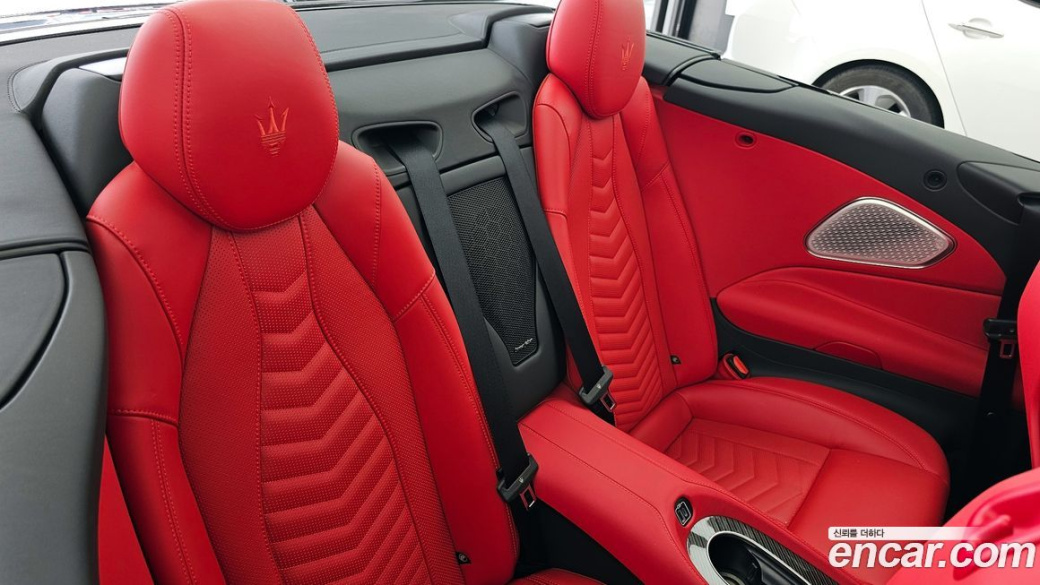 Maserati Gran Cabrio 3.0 V6 Trofeo, 2024