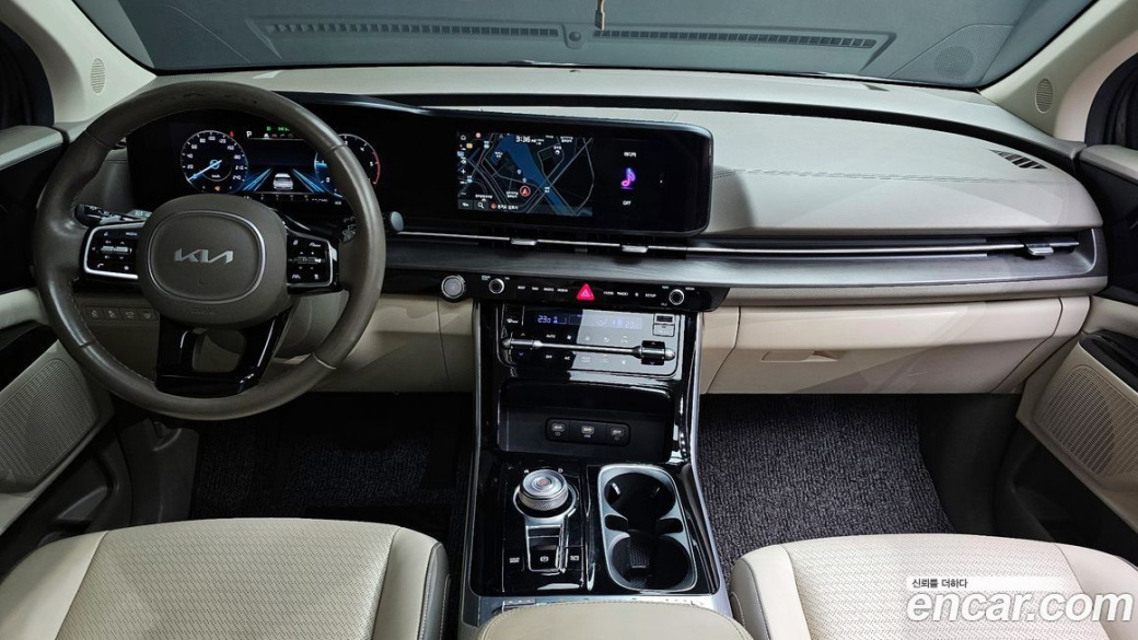 Kia Carnival 9-Seater Signature, 2022