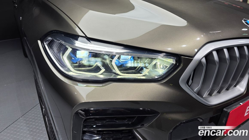 BMW X6 xDrive40i M Sport, 2022