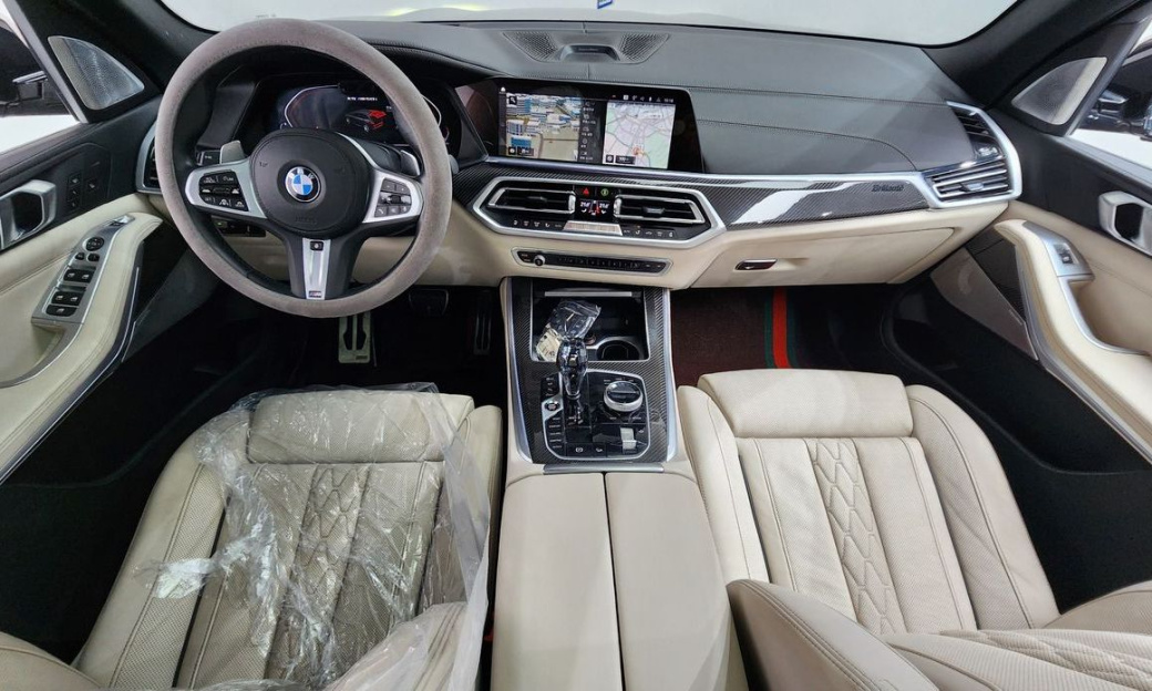 BMW X5 M50i, 2022