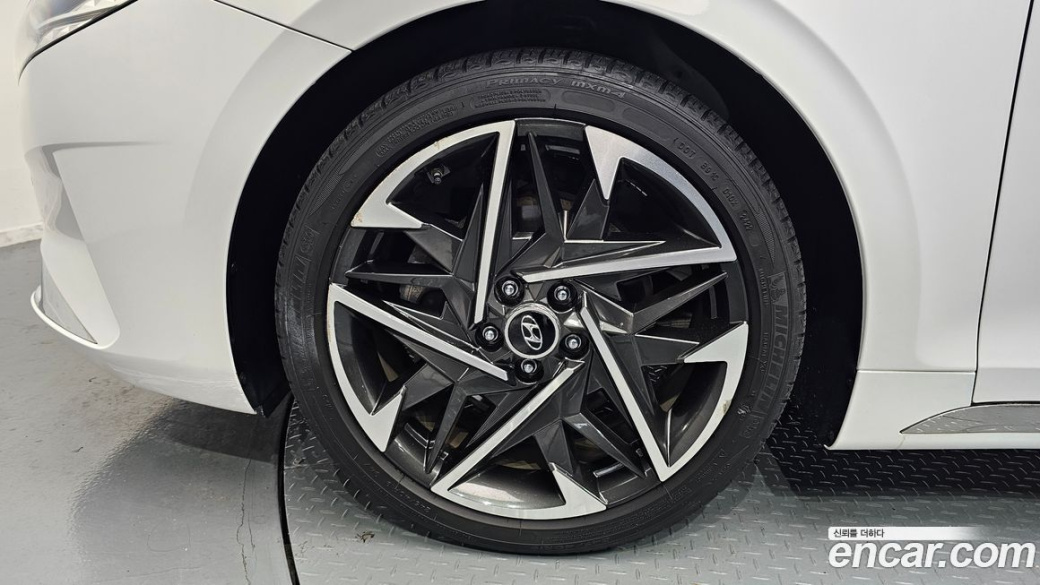Hyundai Grandeur 2.5, 2023