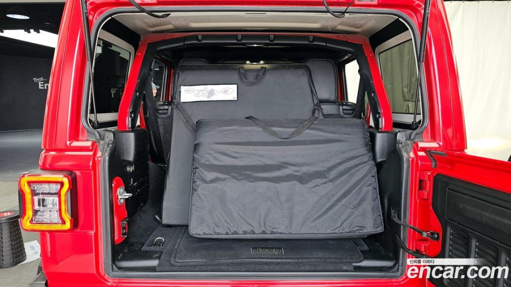 Jeep Wrangler 2.0 Overland 4Door, 2022