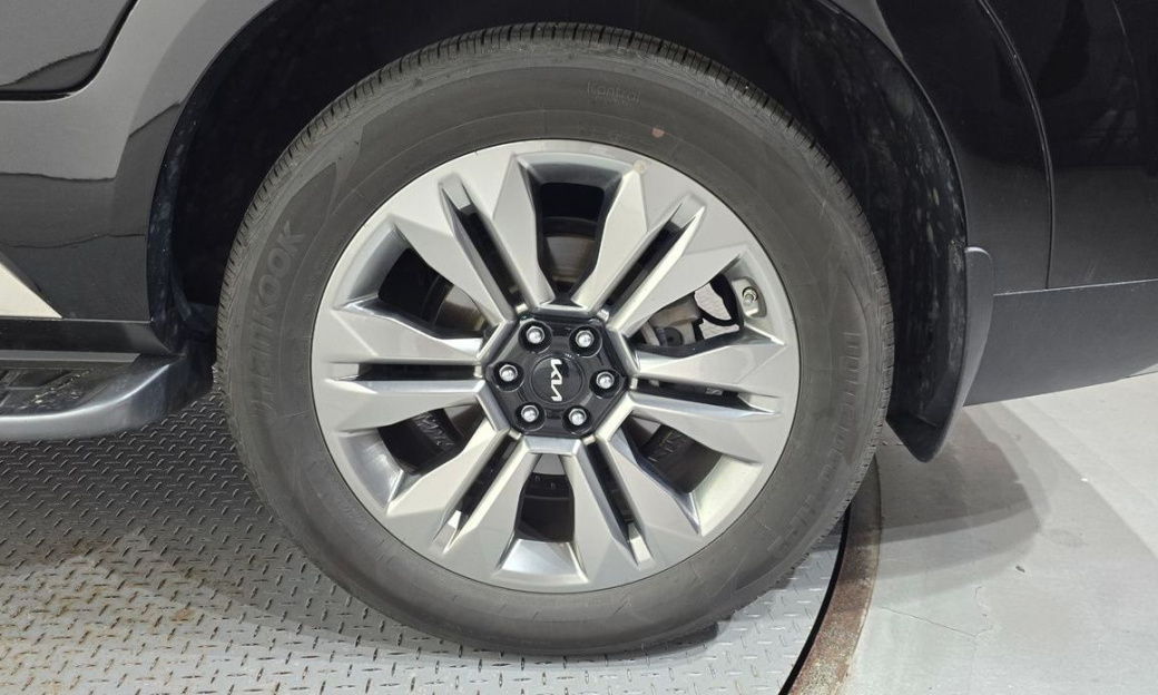 Kia Mohave Diesel 3.0 4WD 7-Seater, 2024