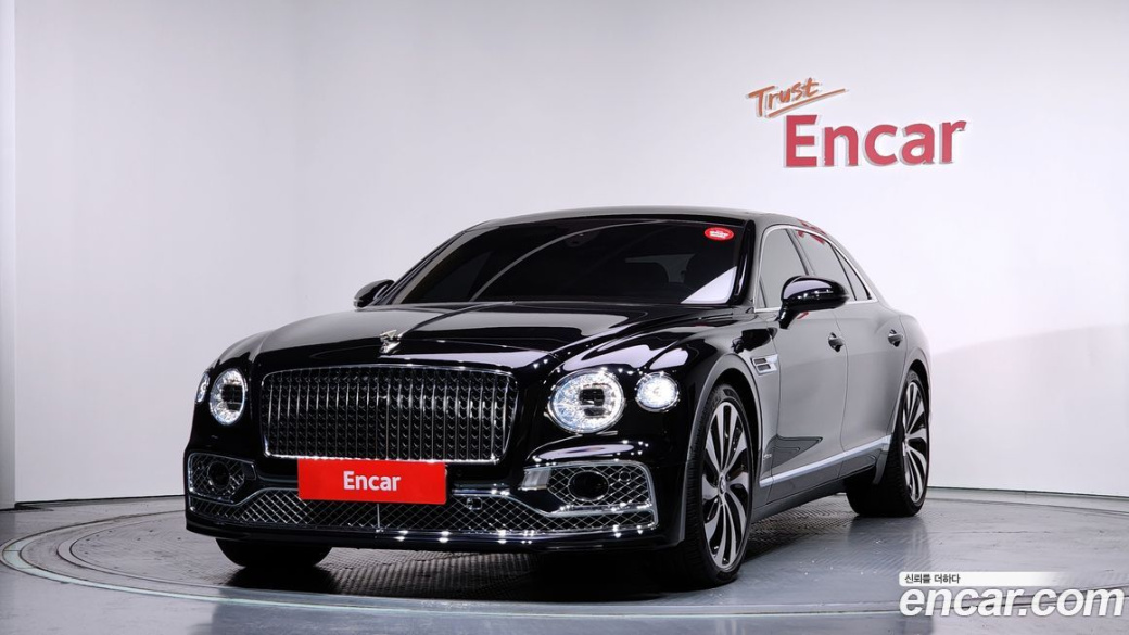 Bentley Flying Spur 4.0 Azure, 2023