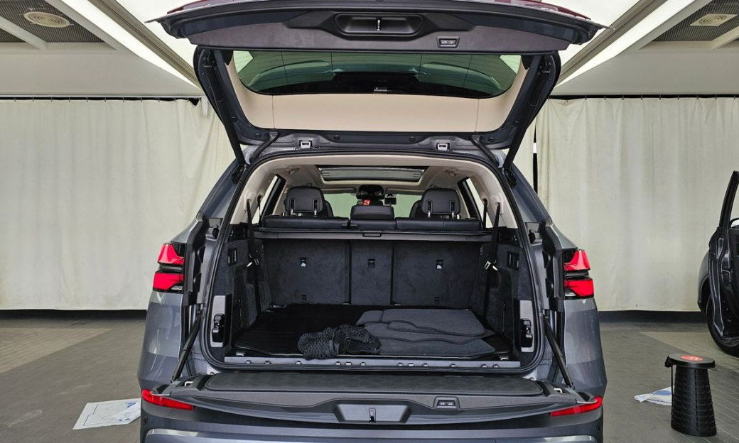 BMW X5 xDrive 40i xLine, 2024