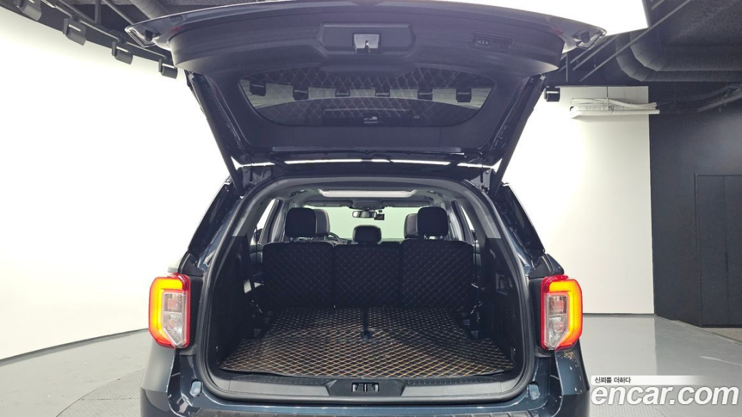 Ford Explorer 2.3 LimIted 4WD, 2022
