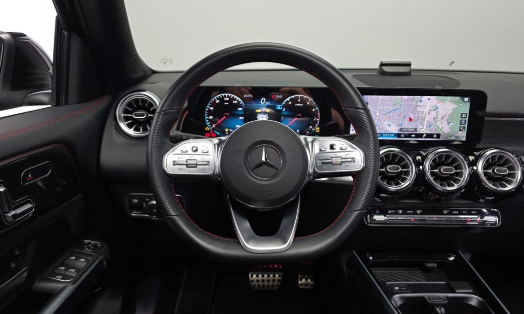 Mercedes-Benz GLB-Class GLB250 4MATIC, 2023