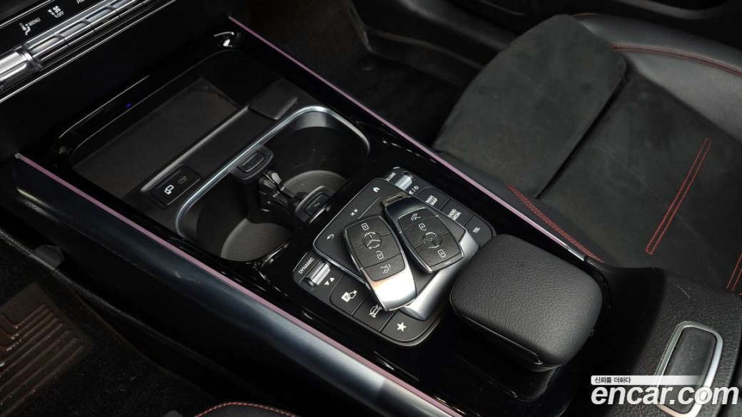 Mercedes-Benz GLA-Class GLA250 4MATIC, 2023