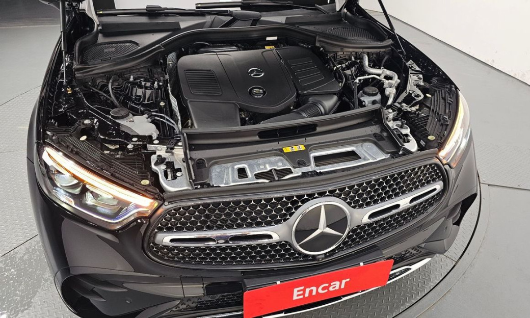 Mercedes-Benz GLC-Class GLC300 4MATIC AMG Line, 2025