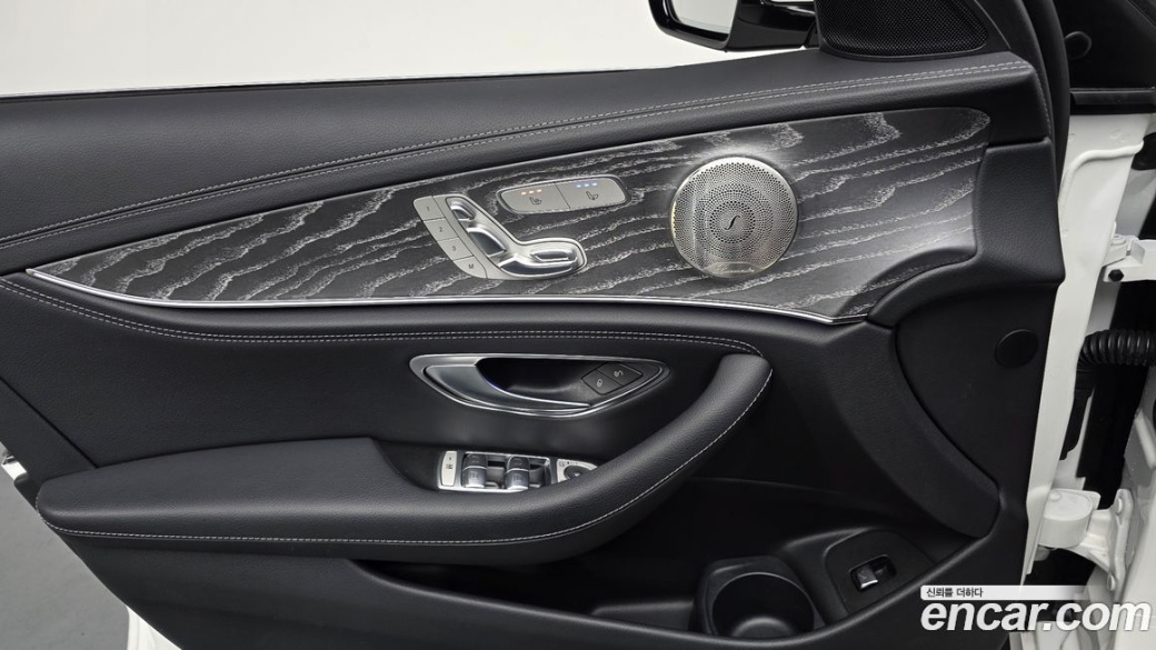 Mercedes-Benz E-Class E350 4MATIC AMG Line, 2022