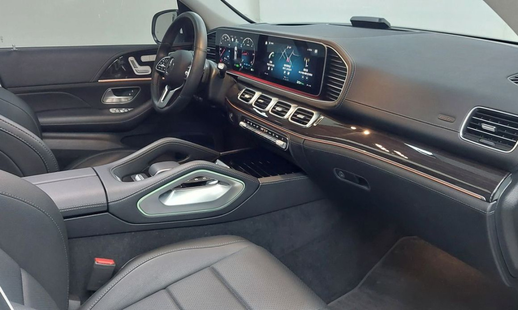 Mercedes-Benz GLE-Class GLE300d 4MATIC, 2022