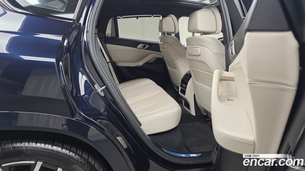 BMW X6 xDrive40i M Sport, 2025