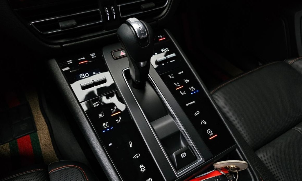 Porsche Macan 2.9 S, 2022