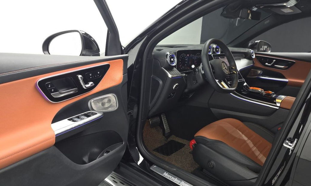 Mercedes-Benz GLC-Class GLC300 4MATIC Coupe, 2025