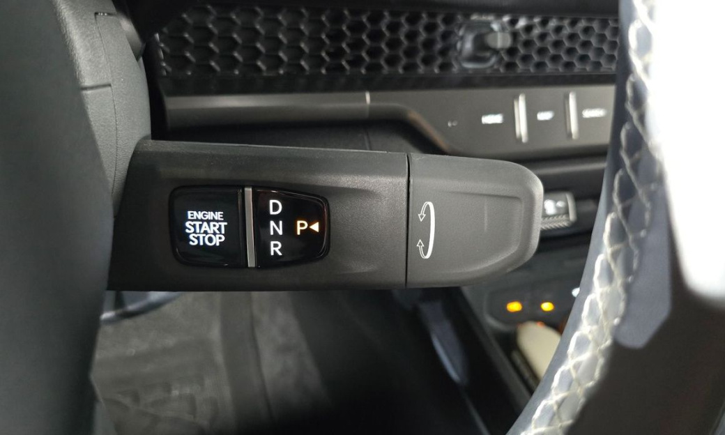 Kia Tasman 2.5T Gasoline 4WD, 2026