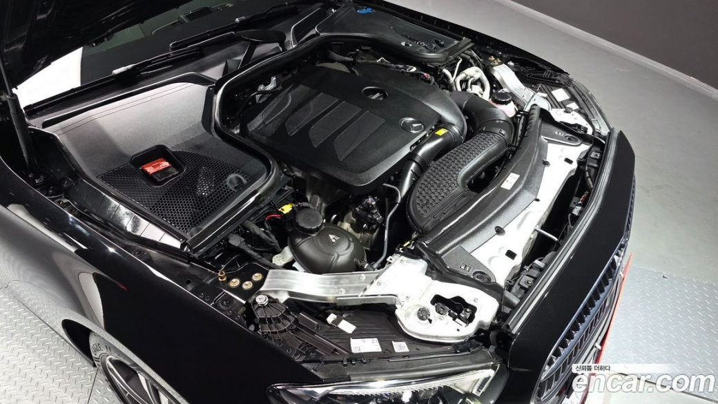 Mercedes-Benz E-Class E350 4MATIC Avantgarde, 2022