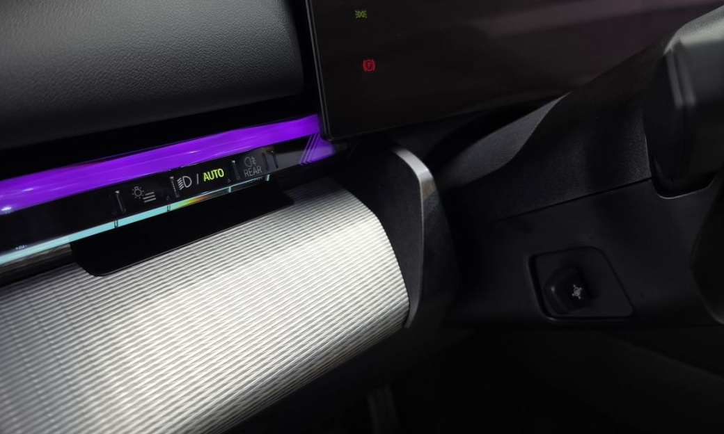 BMW 5-Series 520i Special Edition, 2026