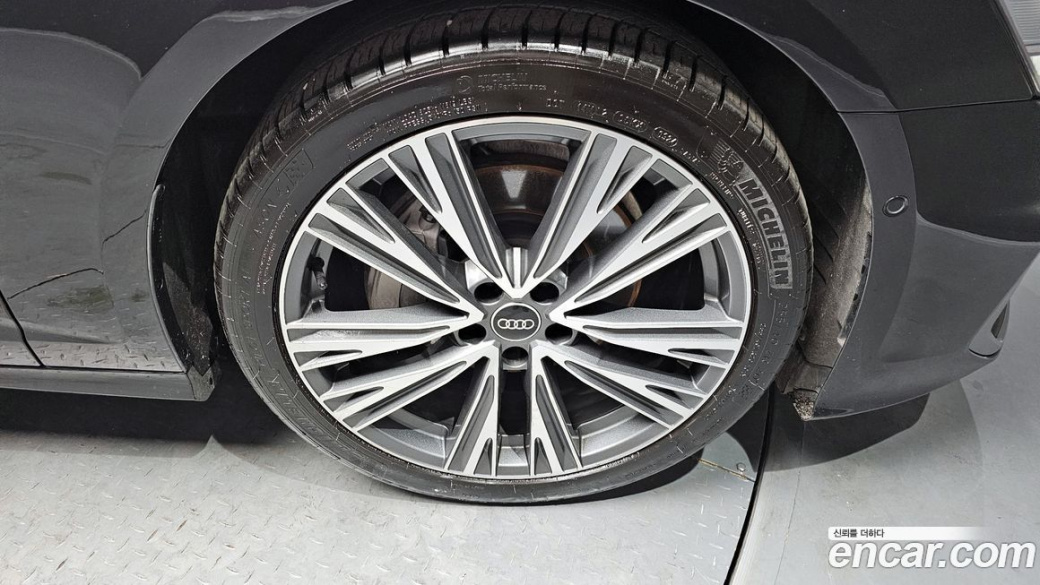 Audi A6 45 TFSI Quattro Premium, 2023