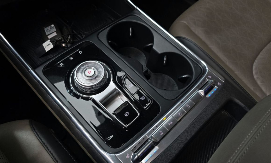 Kia Carnival 9-Seater Noblesse, 2024
