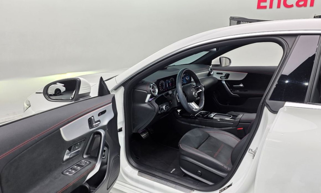 Mercedes-Benz CLA-Class CLA250 4MATIC, 2024