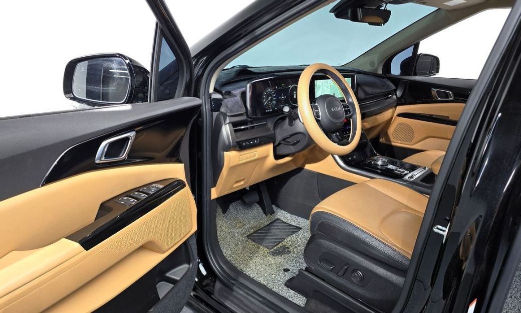 Kia Carnival 9-Seater Noblesse, 2022