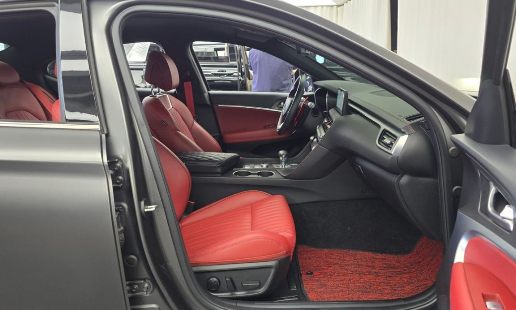 Genesis G70 Gasoline 2.5T 2WD, 2024