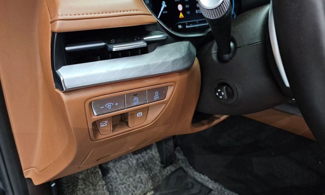 Genesis G80 Gasoline 2.5 Turbo AWD, 2023