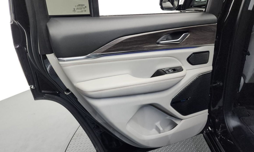 Jeep Cherokee 3.6 Overland, 2023