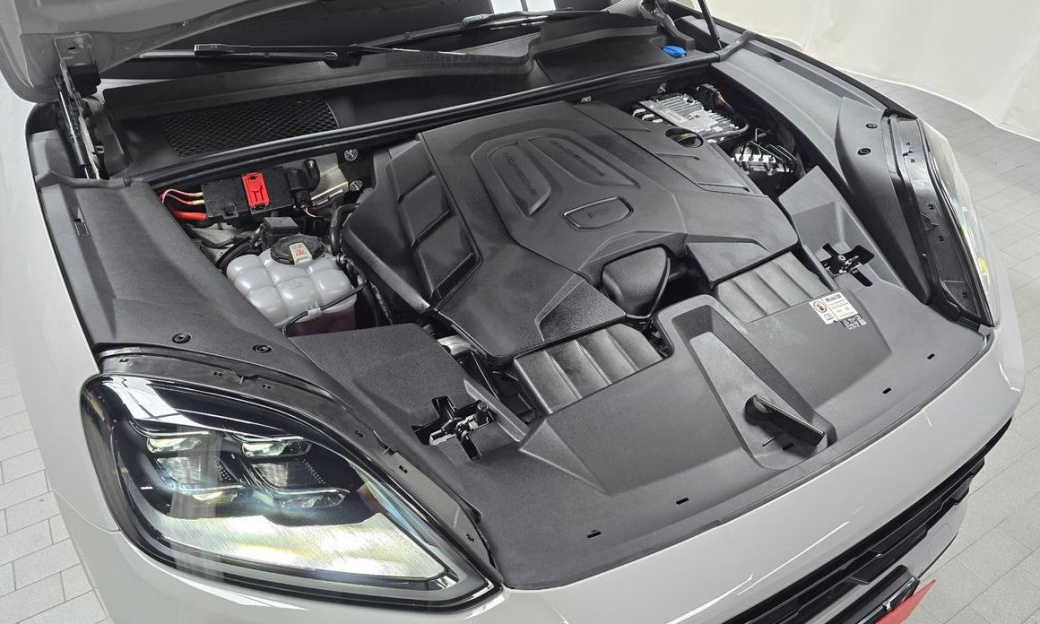 Porsche Cayenne 3.0 Coupe, 2024