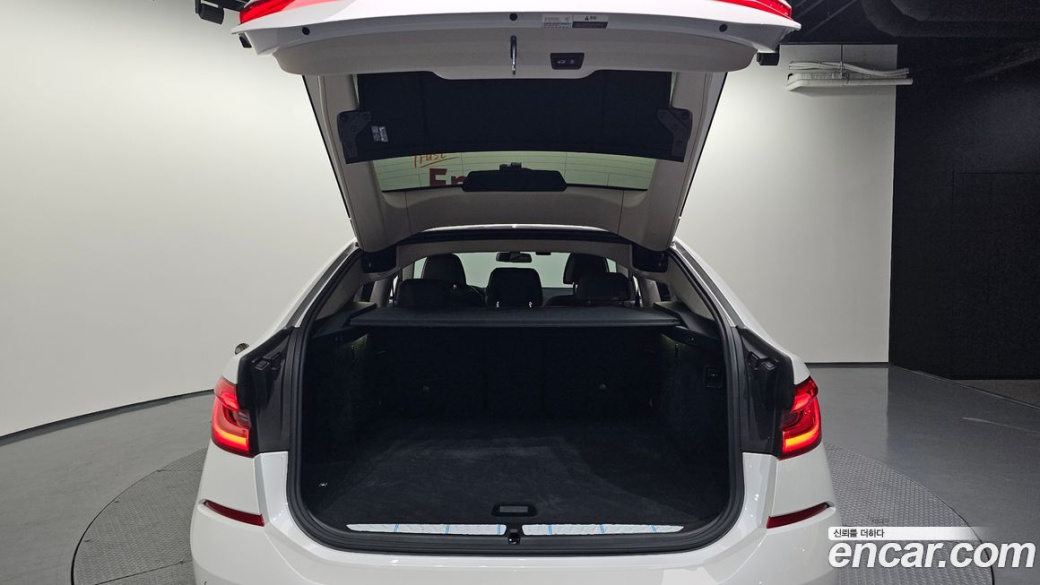 BMW Gran Turismo 620d Luxury, 2023