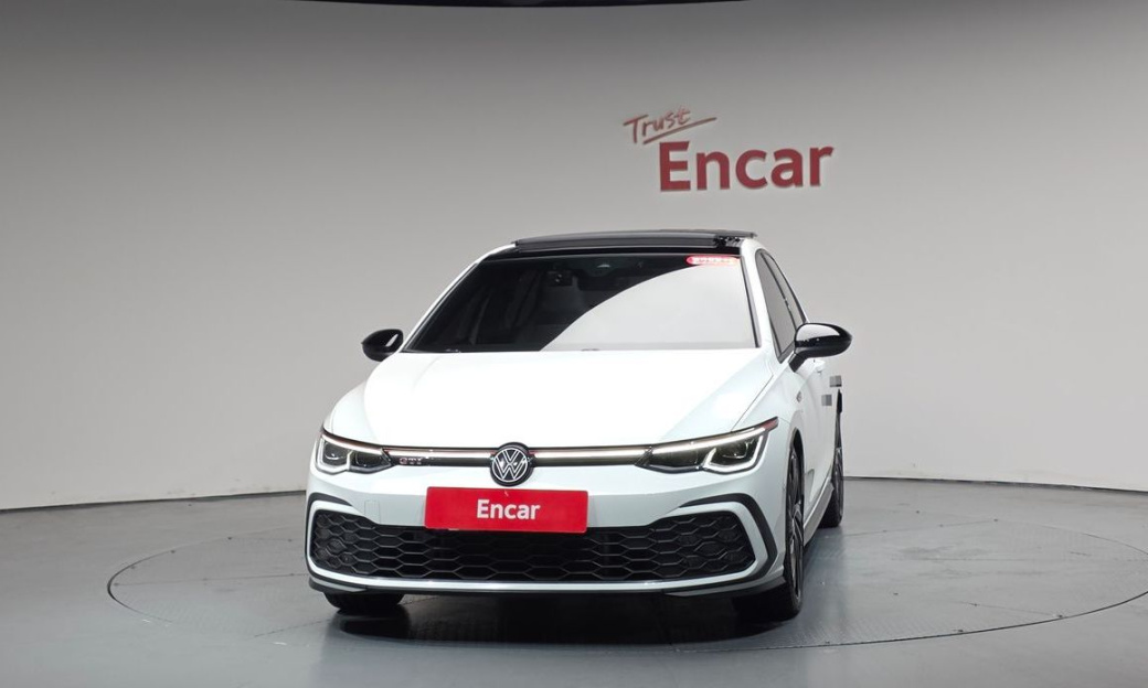 Volkswagen Golf 2.0 GTI, 2024